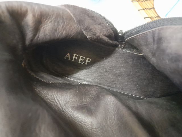 STIVALI IN PELLE n.41