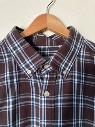 Camisa de cuadros marrón