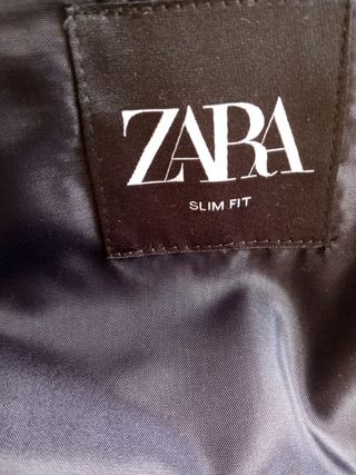 Traje Zara chico, americana/pantalón 