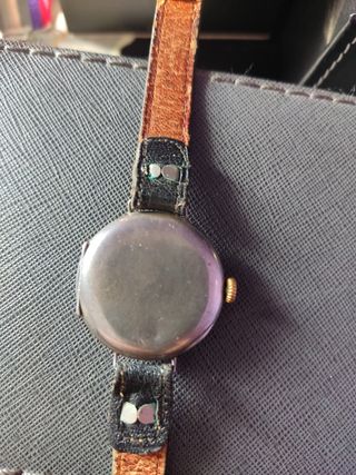 Orologio per mancini trench