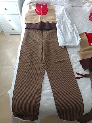 2 Trajes Hombre Sevillano ( 1 puesta Solo) 