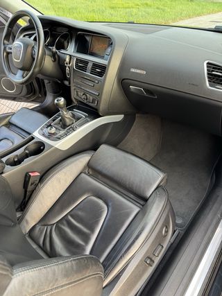 Audi A5 S-line 3.0 Quattro LEER BIEN