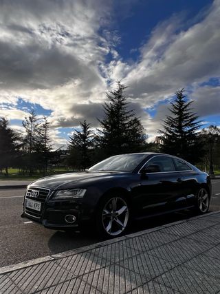 Audi A5 S-line 3.0 Quattro LEER BIEN