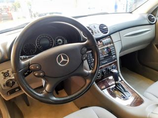 Mercedes-Benz CLK 2005