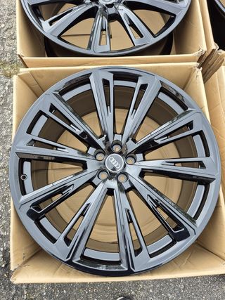 Llantas audi rsq8