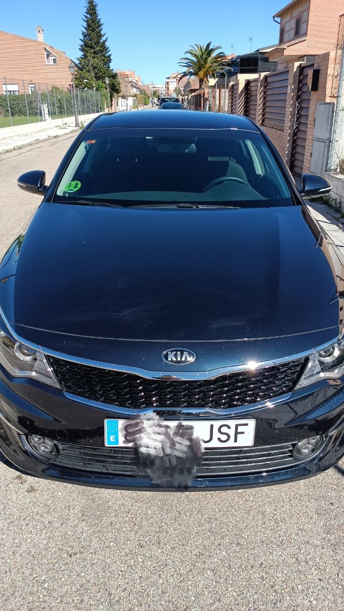 KIA Optima 2016 - foto 1