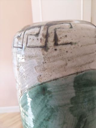 Jarrón de cerámica artesanal