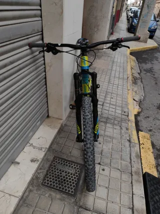 Bicicleta Giant Reign 27.5 2 LTD talla M