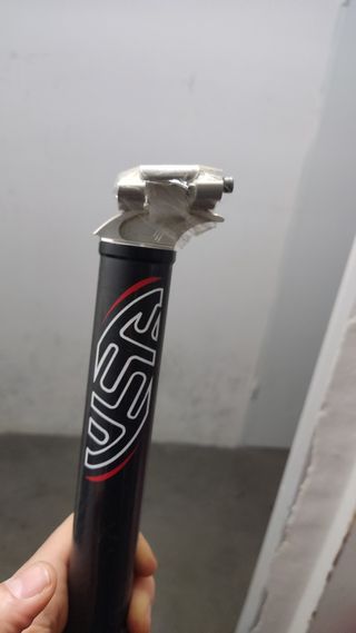 Tija carbono use alien 180gr. 31.6mm