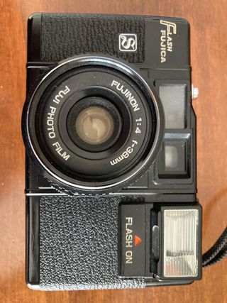 CamaraFujica analogica muy buena cámara fácil de m