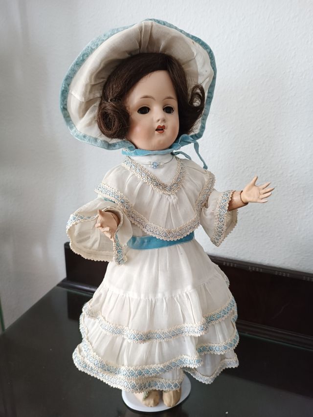 MUÑECA ANTIGUA(OFERTA )PORCELANA ANCLA