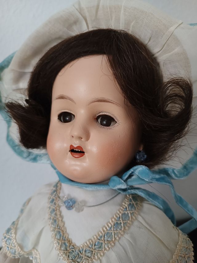 MUÑECA ANTIGUA(OFERTA )PORCELANA ANCLA