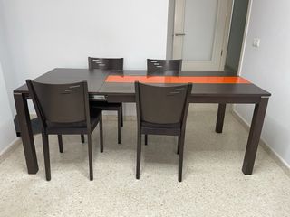 Mesa comedor expansible