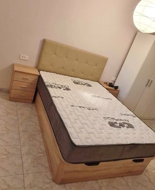¡CAMA CON CABECERO!