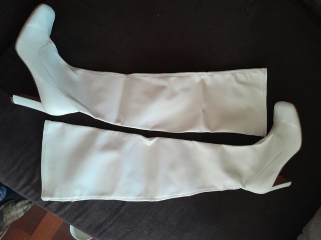 Botas blancas altas Farrutx nuevas.