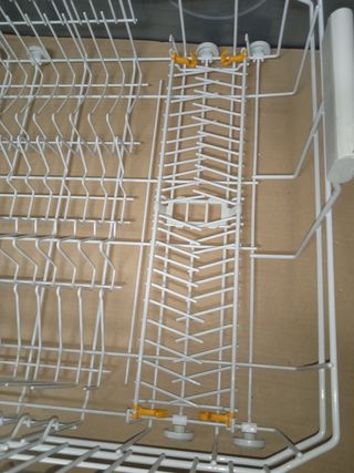 Cesta inferior seminueva lavavajillas Miele