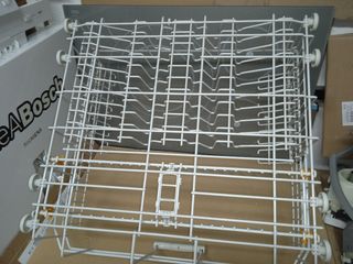 Cesta inferior seminueva lavavajillas Miele