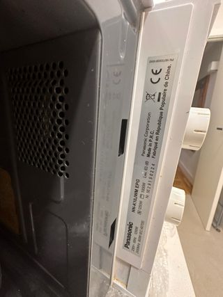 Microondas blanco Panasonic casi NUEVO