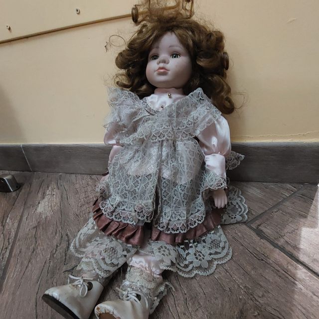 Bambole in porcellana 