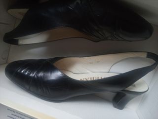 Zapato piel mujee, color negro talla 39