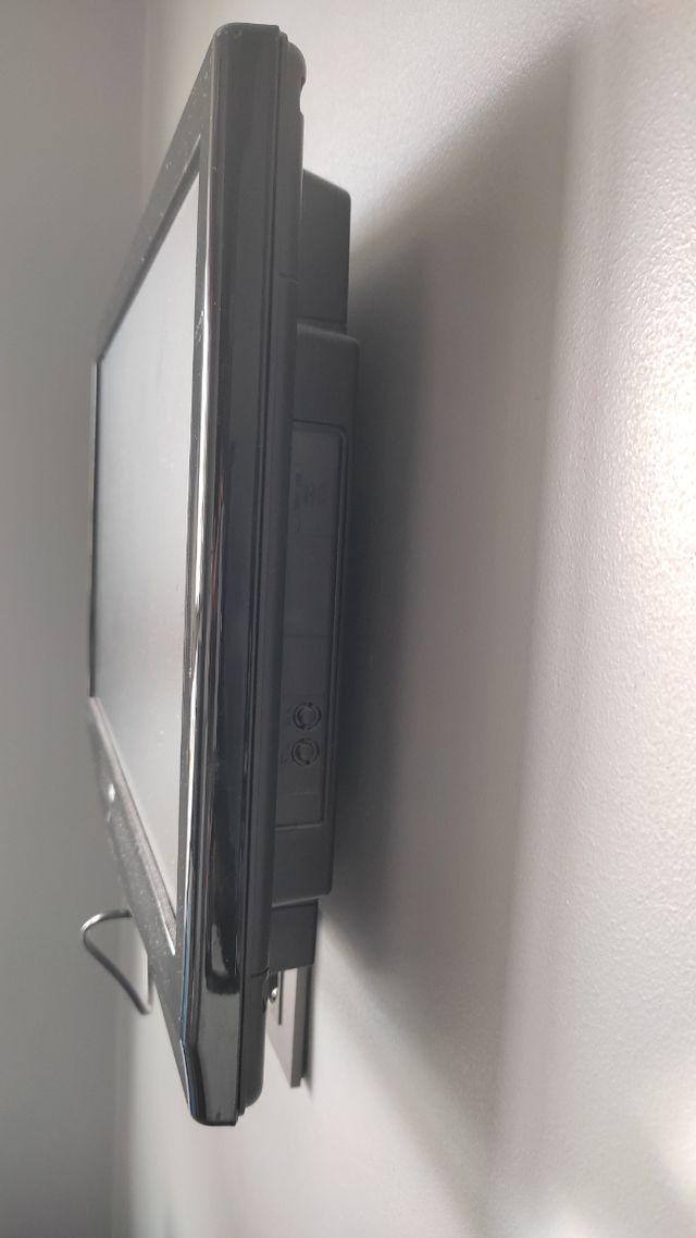 Televisor OKI 22 pulgadas