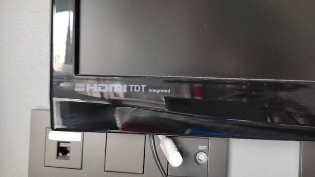 Televisor OKI 22 pulgadas