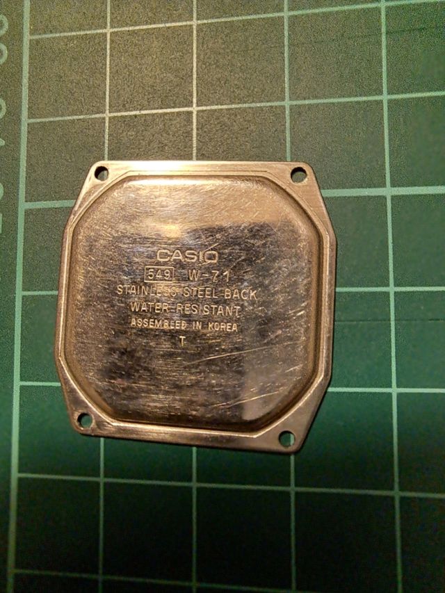 Tapa casio w-71
