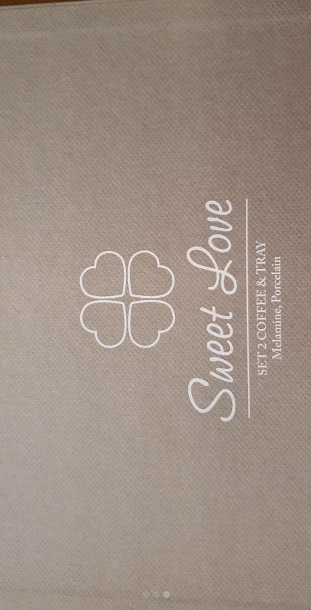 Coppia di tazzine con vassoio