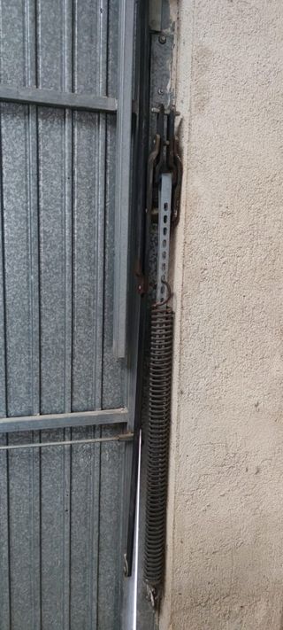 Puerta de garaje galvanizada