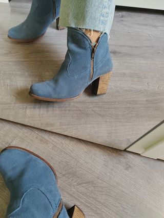 Botines piel natural 38.