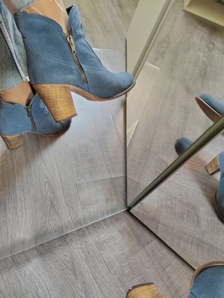 Botines piel natural 38.