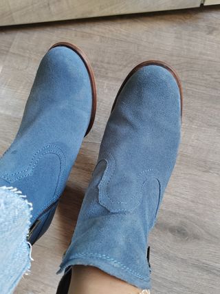 Botines piel natural 38.