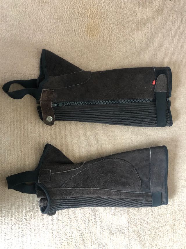 Perneiras para passeios a cavalo ou outros 3 pares 29€
