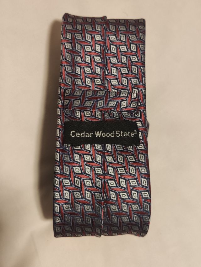 Corbata Cedar