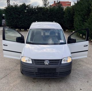 Frente vw caddy y asientos traseros