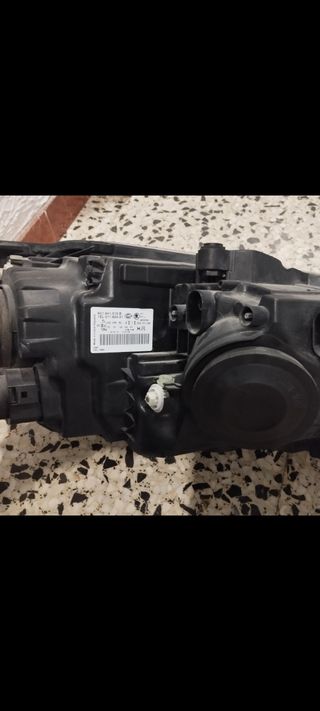 faro Skoda fabia 2016