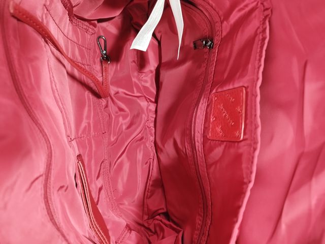 Bolso desigual hombro rojo