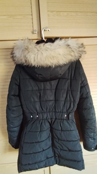 Abrigo/plumas zara