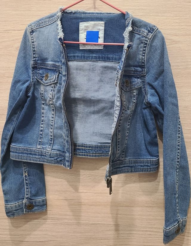 Cazadora vaquera niña (T. 4-5 a).