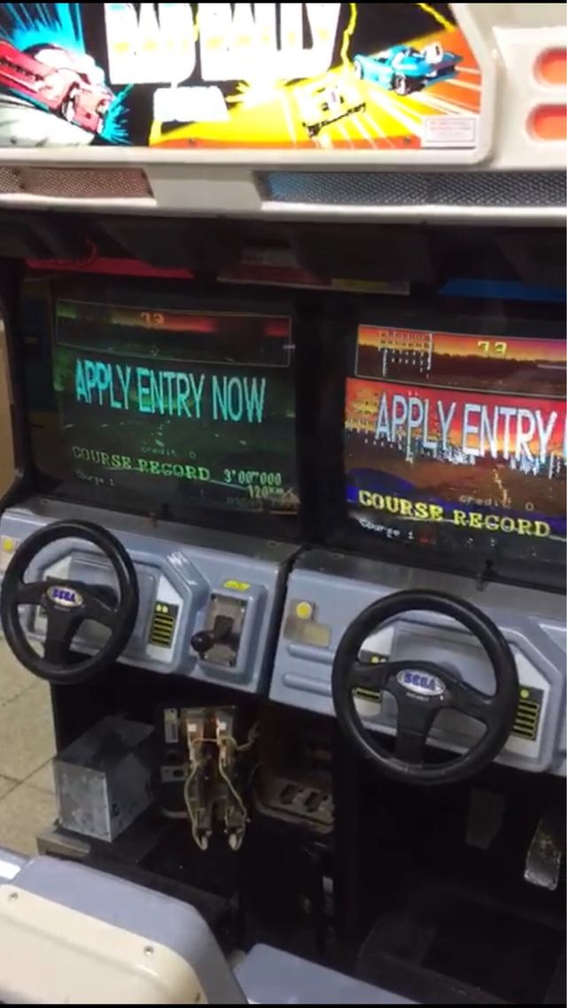 RECREATIVA RAD RALLY SEGA