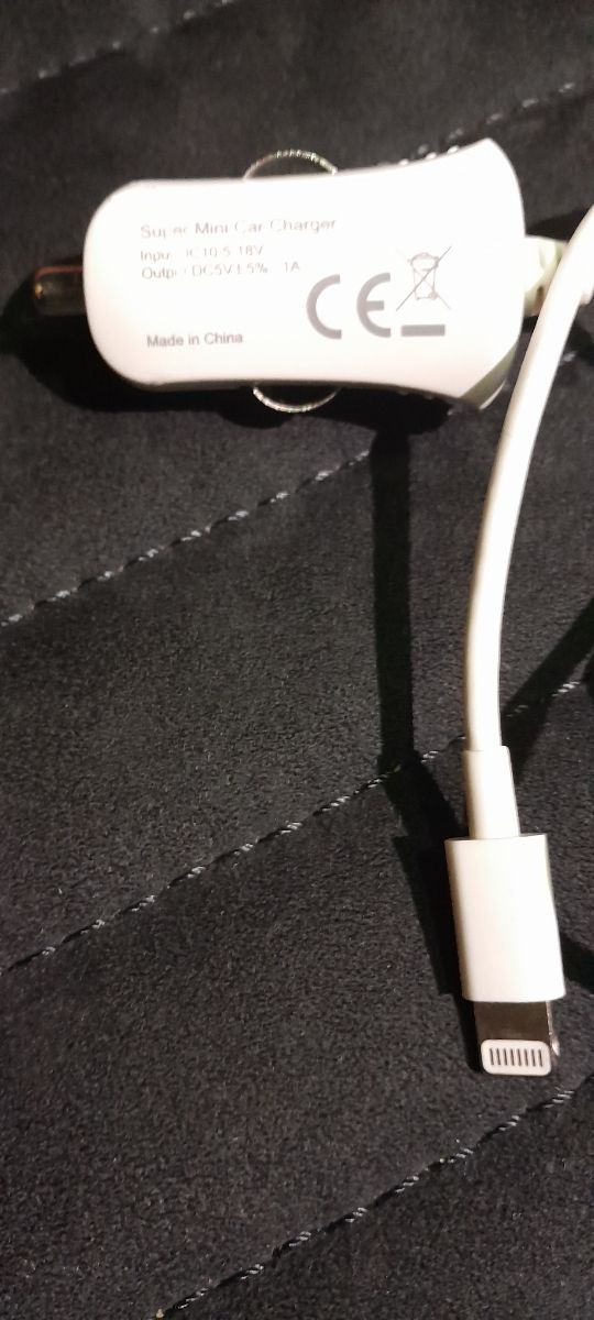 Cargador de Coche  de iphone.  Ipad