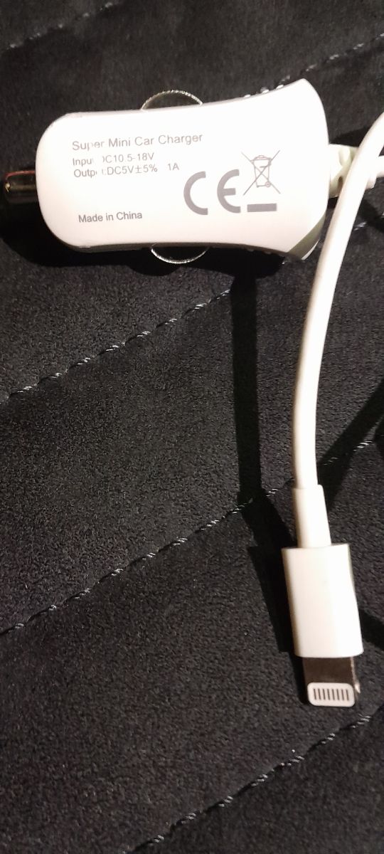 Cargador de Coche  de iphone.  Ipad