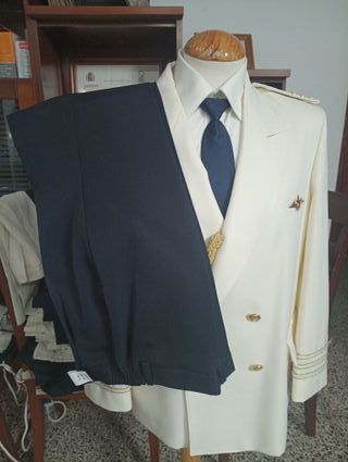 TRAJE DE COMUNION TALLA 15