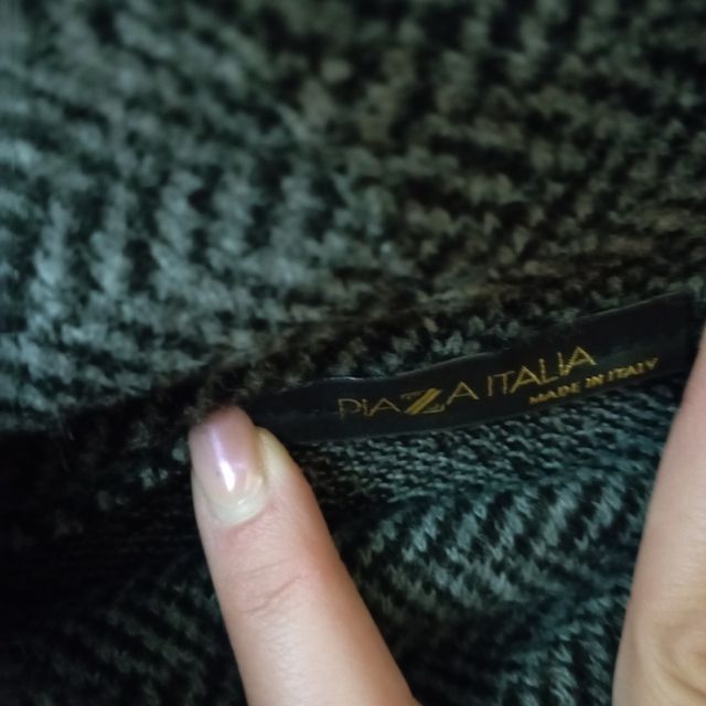 Mantella poncho donna. Piazza Italia