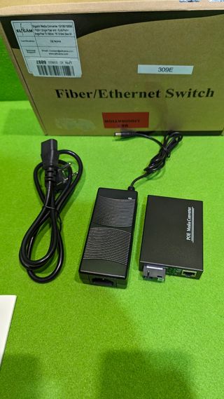 Elfcam PoE Convertidor de Medios Gigabit