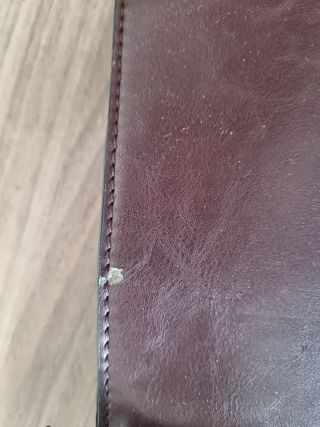 Cartera portadocumentos, Misako