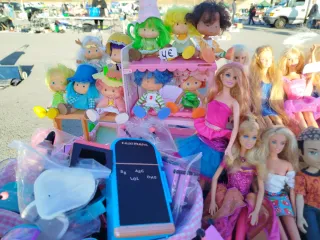 Puesto de muñecas del rastro de jerez