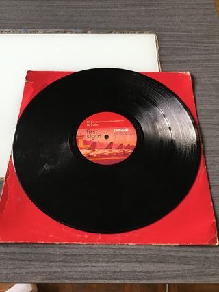 Vinilo sala pagoa first signs Damon jee vs demian