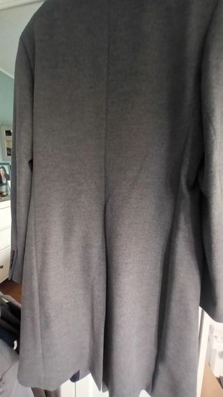 Abrigo gris Zara sin estrenar 