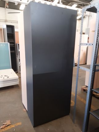 Armario alto madera 2 puertas. Ref AR46